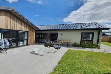 Photo of property in 66 Muster Road, Jacks Point, 9371