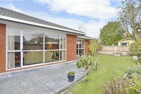 Photo of property in 66 Dunedin Street, Redwood, Christchurch, 8051