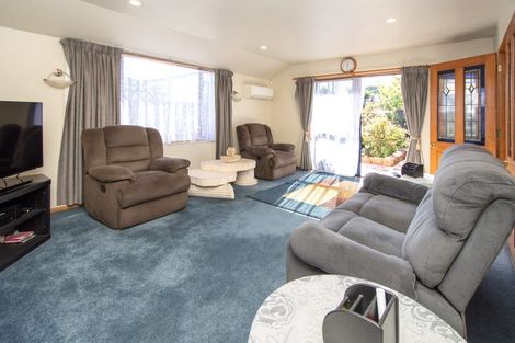 Photo of property in 32a Bower Avenue, New Brighton, Christchurch, 8083
