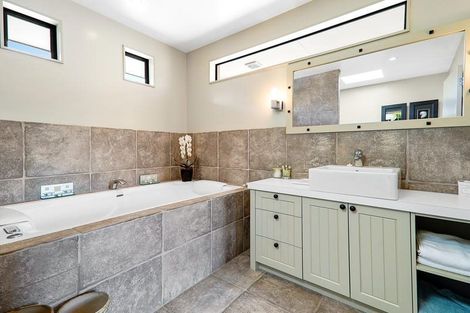 Photo of property in 88r Freeburn Road, Pyes Pa, Tauranga, 3112