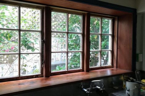 Photo of property in 1a Oriental Terrace, Oriental Bay, Wellington, 6011