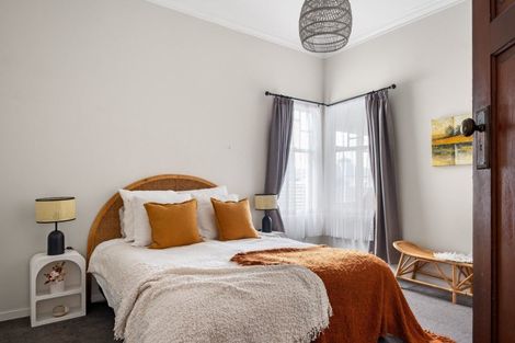 Photo of property in 295 Aberdeen Road, Gisborne, 4010
