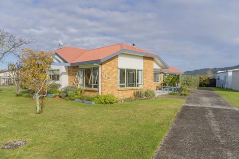 Photo of property in 16 Meadow Drive, Whitianga, 3510