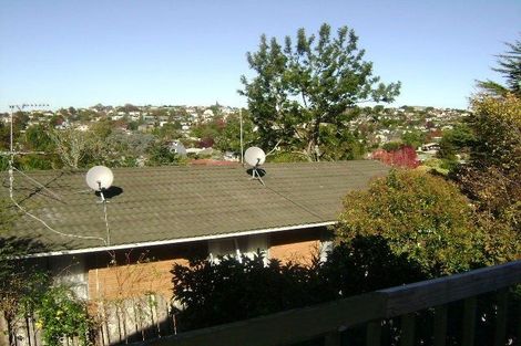 Photo of property in 2/3 Northwick Place, Hillcrest, Auckland, 0627