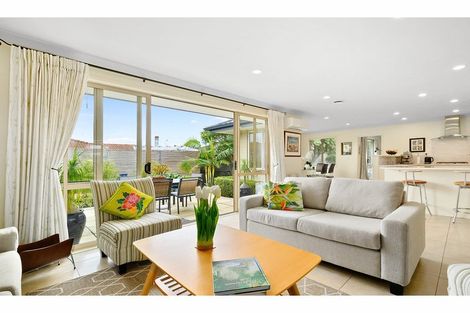 Photo of property in 34 Starlight Cove, Hobsonville, Auckland, 0618