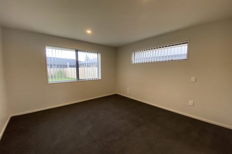 Photo of property in 33 Fearne Drive, Woodend, 7610