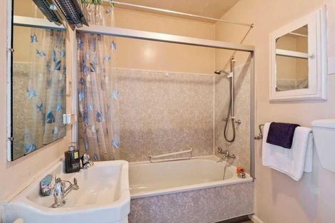Photo of property in 6 Apollo Place, Papanui, Christchurch, 8052