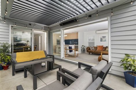 Photo of property in 30 Myland Drive, Hobsonville, Auckland, 0616