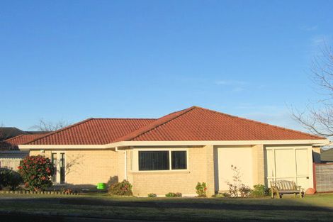 Photo of property in 2/13 Ardagh Place, Dannemora, Auckland, 2016
