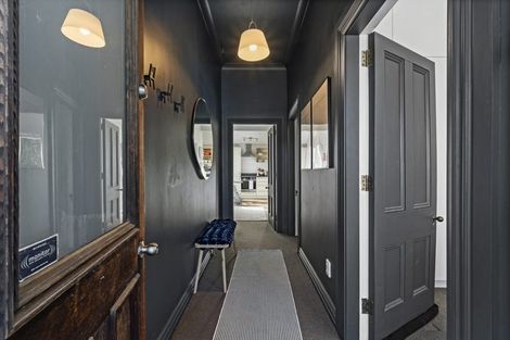 Photo of property in 23 Princess Terrace, Newtown, Wellington, 6021