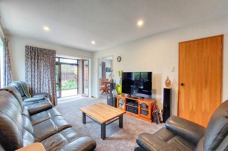 Photo of property in 14 Strauss Place, Somerfield, Christchurch, 8024