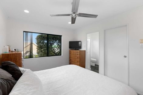 Photo of property in 31i Kaiwaka Road, Waiuku, 2123