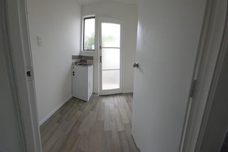 Photo of property in 10 Tamworth Close, Manurewa, Auckland, 2102