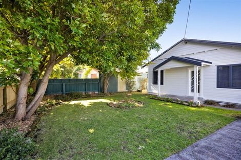 Photo of property in 186 South Road, Hawera, 4610