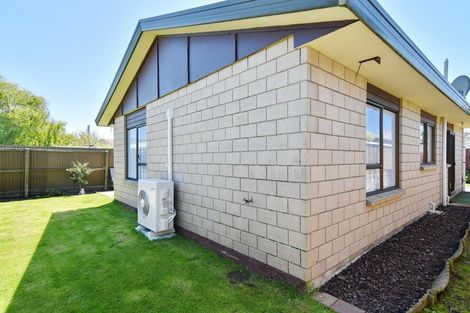 Photo of property in 2/60 Rhona Street, Linwood, Christchurch, 8062