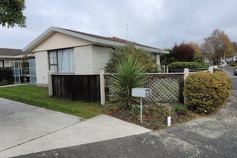 Photo of property in 14 Resolution Place, Bryndwr, Christchurch, 8053