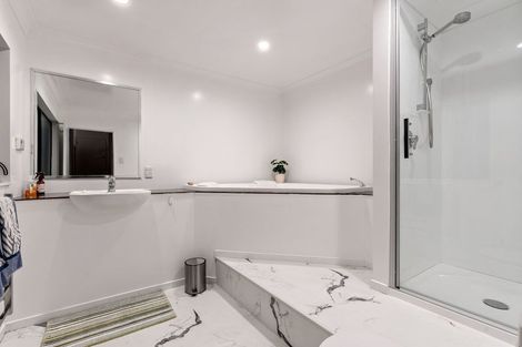 Photo of property in 29b Newport Terrace, Seatoun, Wellington, 6022