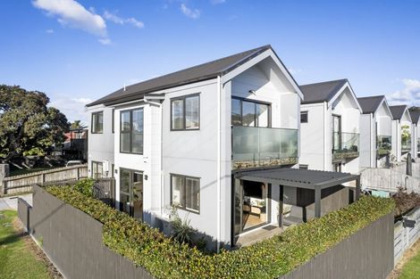 Photo of property in 94a Bay Street, Red Beach, 0932