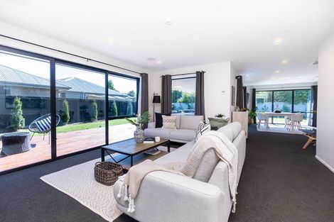 Photo of property in 15 Godwin Grove, Rolleston, 7614