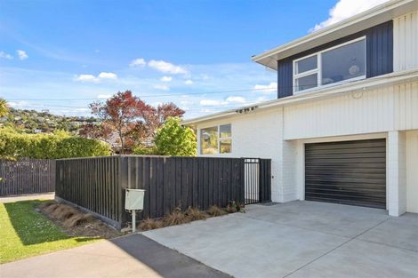 Photo of property in 6 Lascelles Street, Saint Martins, Christchurch, 8022