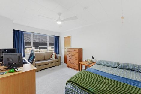 Photo of property in 327 Carrington Street, Vogeltown, New Plymouth, 4310