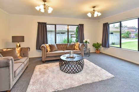 Photo of property in 7 Crannich Place, Wattle Downs, Auckland, 2103