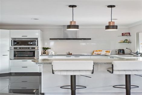 Photo of property in 3 Martin Jugum Lane, Ranui, Auckland, 0612