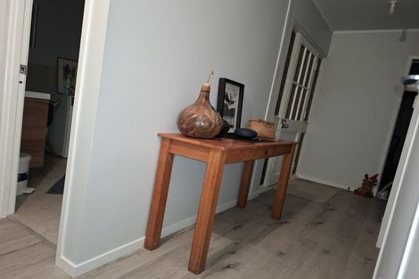 Photo of property in 1/64 Carlisle Road, Browns Bay, Auckland, 0630