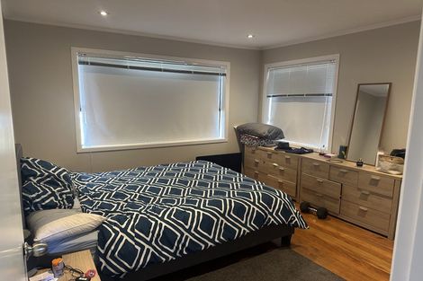 Photo of property in 5 Edgerton Road, Te Atatu Peninsula, Auckland, 0610