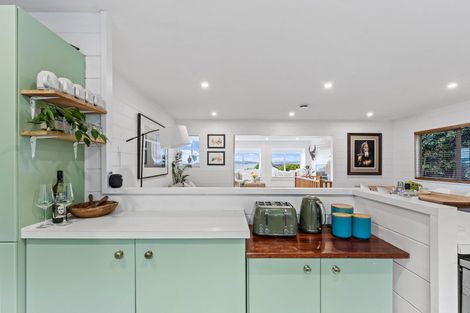 Photo of property in 21 Hinemoa Place, Snells Beach, 0920