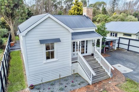 Photo of property in 50 Rahui Road, Otaki, 5512