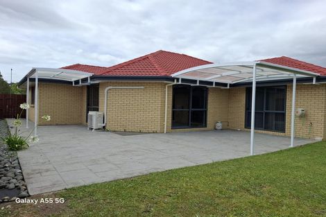 Photo of property in 4 Shiraz Place, Henderson, Auckland, 0612