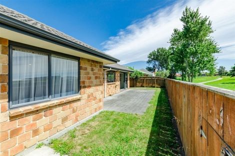 Photo of property in 19 Manhattan Court, Paraparaumu Beach, Paraparaumu, 5032