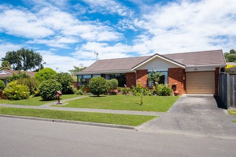 Photo of property in 2 Kotuku Place, Taradale, Napier, 4112