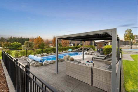 Photo of property in 44 Tutakarae Road, Kelvin Grove, Palmerston North, 4470