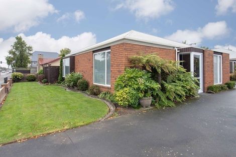 Photo of property in 162 North Parade, Richmond, Christchurch, 8013