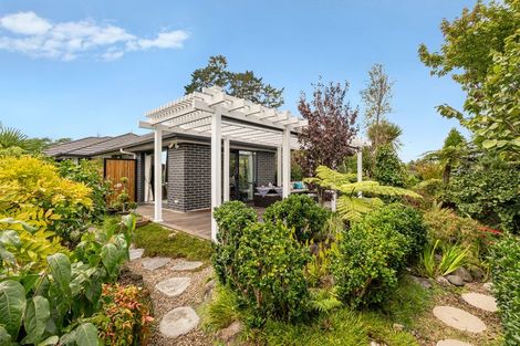 Photo of property in 24 Hooton Drive, Kumeu, 0810