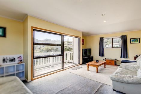 Photo of property in 27 Thornley Street, Titahi Bay, Porirua, 5022