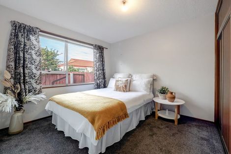 Photo of property in 18 Heaphy Place, Casebrook, Christchurch, 8051