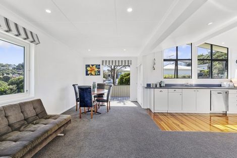 Photo of property in 19 Thornley Street, Titahi Bay, Porirua, 5022