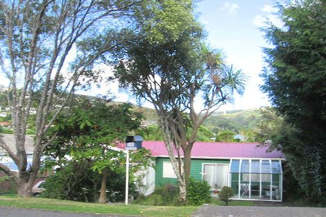 Photo of property in 11b Thurleigh Grove, Karori, Wellington, 6012