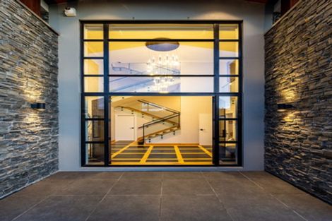 Photo of property in 45 Armstrong Farm Drive, East Tamaki Heights, Auckland, 2016