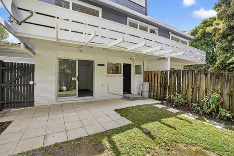 Photo of property in 3/91a Roseberry Avenue, Birkenhead, Auckland, 0626