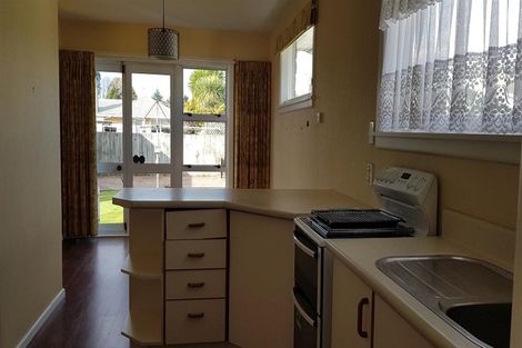 Photo of property in 12 Parker Street, Hornby, Christchurch, 8042