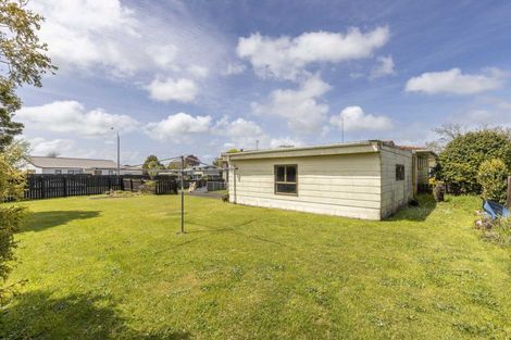 Photo of property in 12 Towai Street, Inglewood, 4330