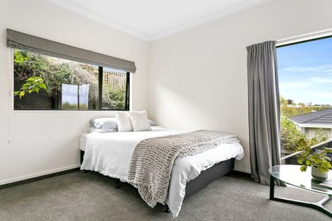 Photo of property in 73 Harvey Street, Waipahihi, Taupo, 3330