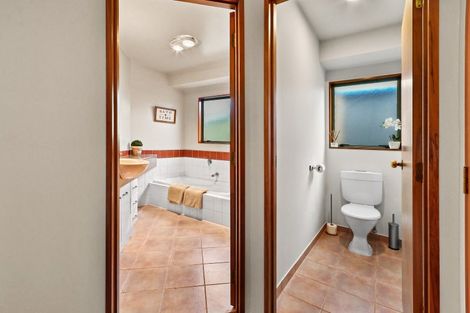 Photo of property in 3 Trossach Place, Wattle Downs, Auckland, 2103