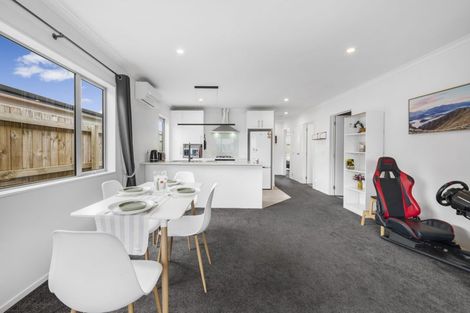 Photo of property in 127 Kuaka Drive, Takanini, 2112