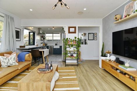 Photo of property in 144 Main North Road, Papanui, Christchurch, 8052