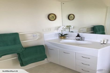 Photo of property in 6 Saint Hill Lane, Havelock North, 4130